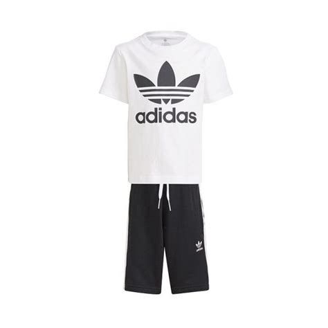 compleu adidas